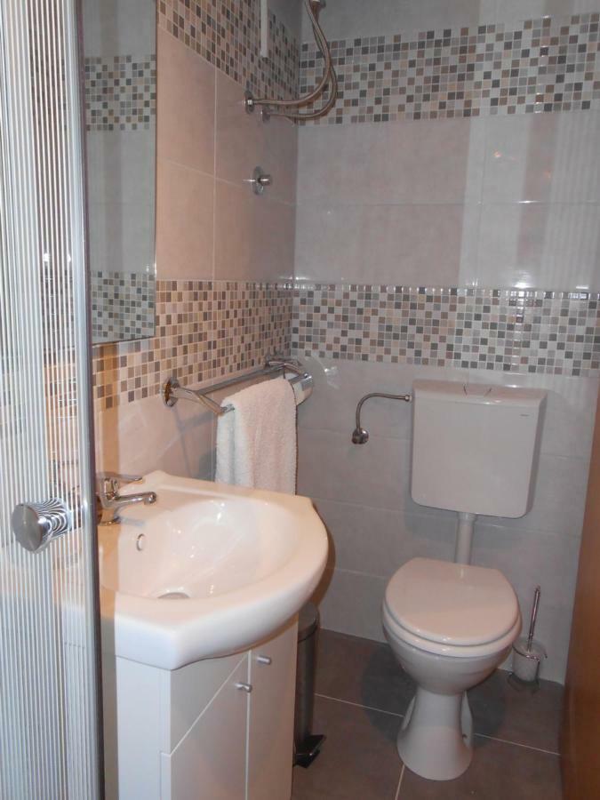 Bed & Breakfast Susovic Panzió Lastovo Kültér fotó