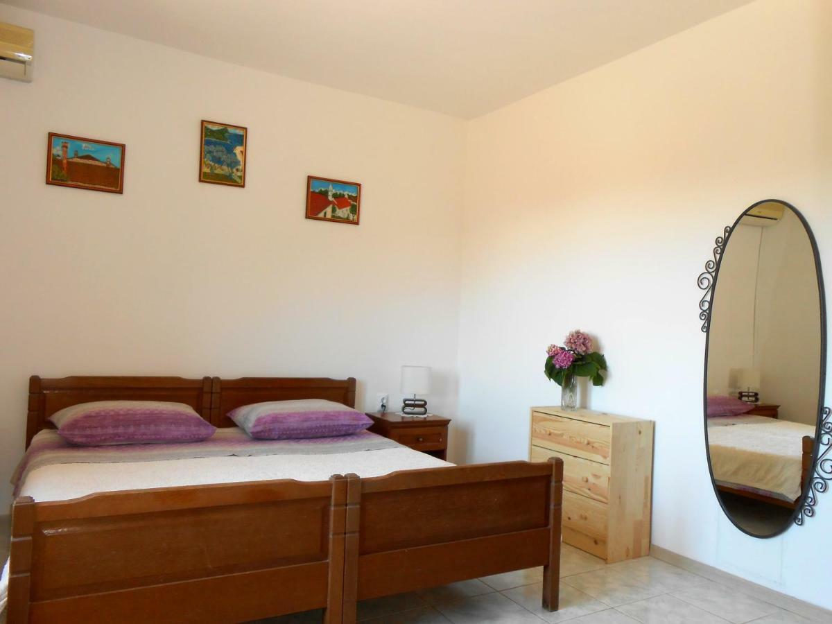 Bed & Breakfast Susovic Panzió Lastovo Kültér fotó