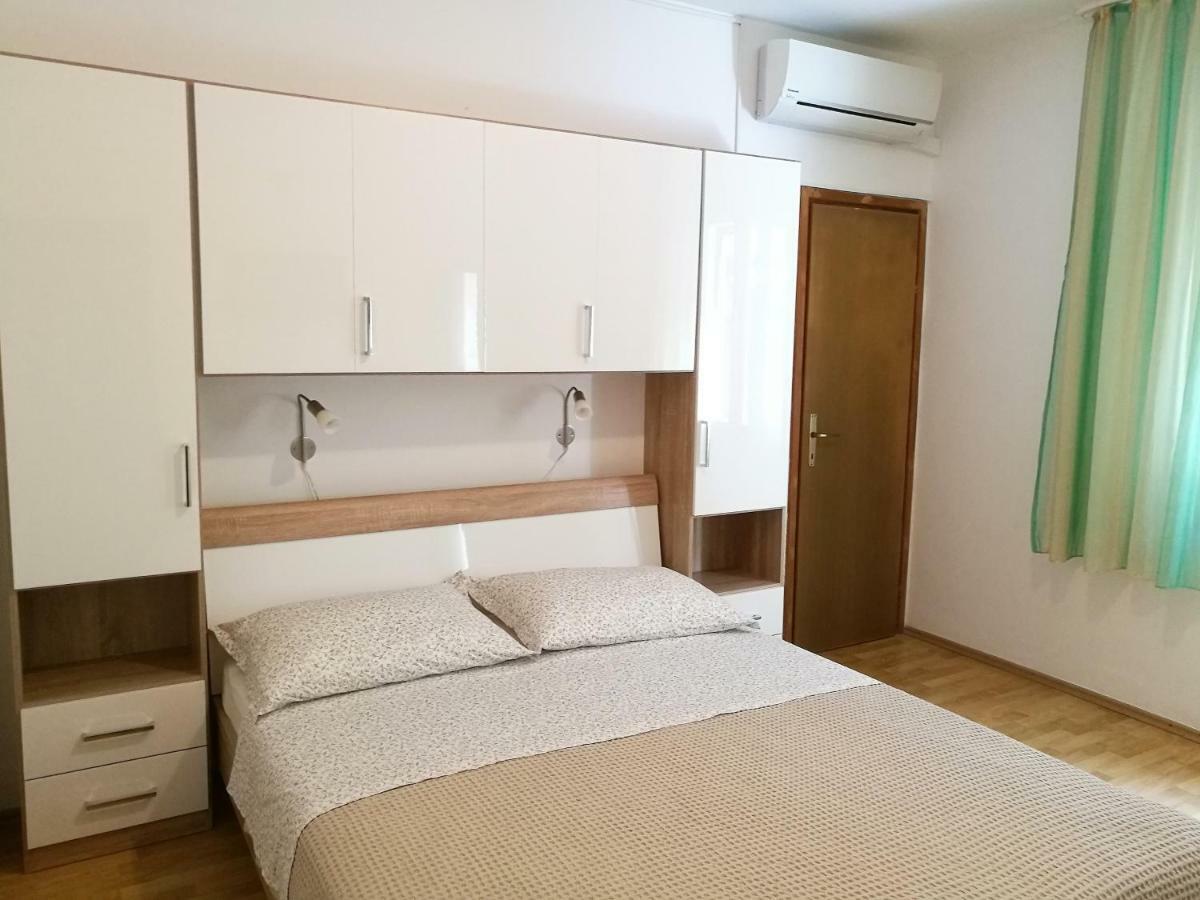 Bed & Breakfast Susovic Panzió Lastovo Kültér fotó