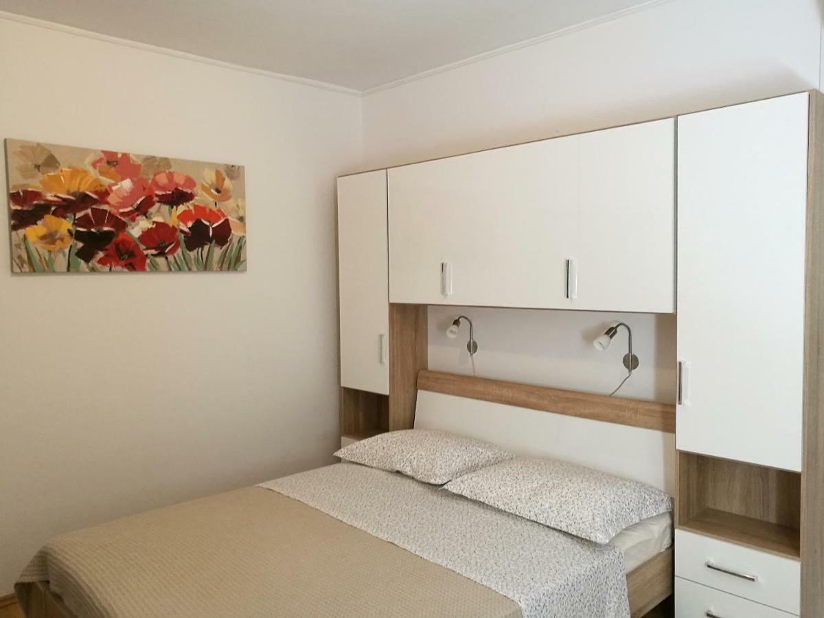 Bed & Breakfast Susovic Panzió Lastovo Kültér fotó