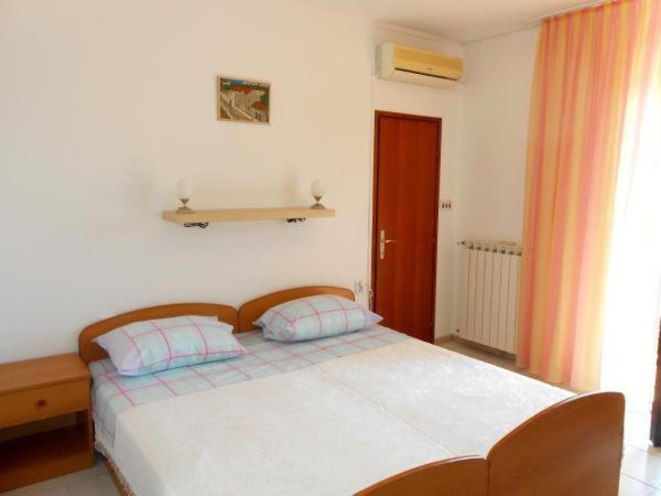 Bed & Breakfast Susovic Panzió Lastovo Kültér fotó
